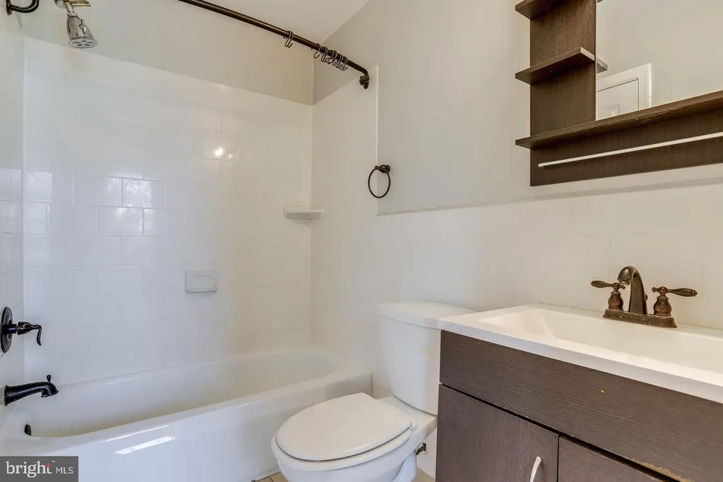Additional image 17 of 1417 G Street NE, Washington, DC 20002
