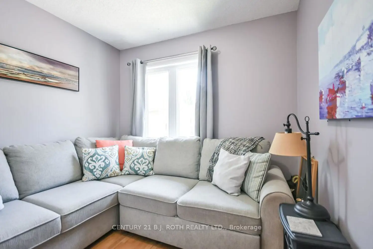 Additional image 13 of 492 Laclie Street 10