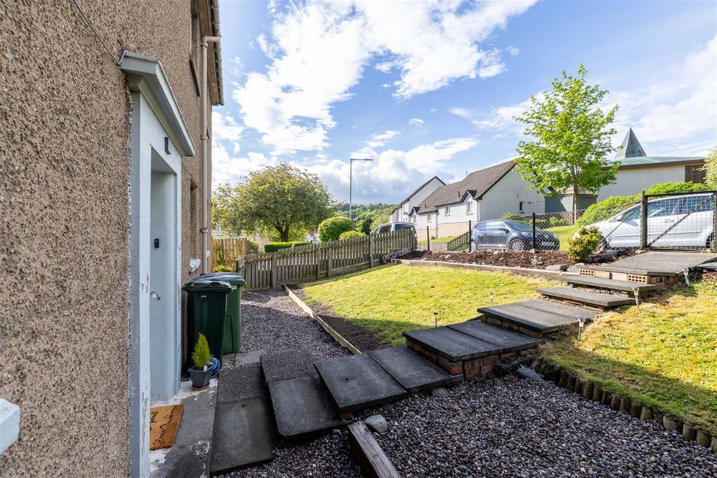 Additional image 17 of 3 bed flat for saleGlengarry Road, Perth PH2