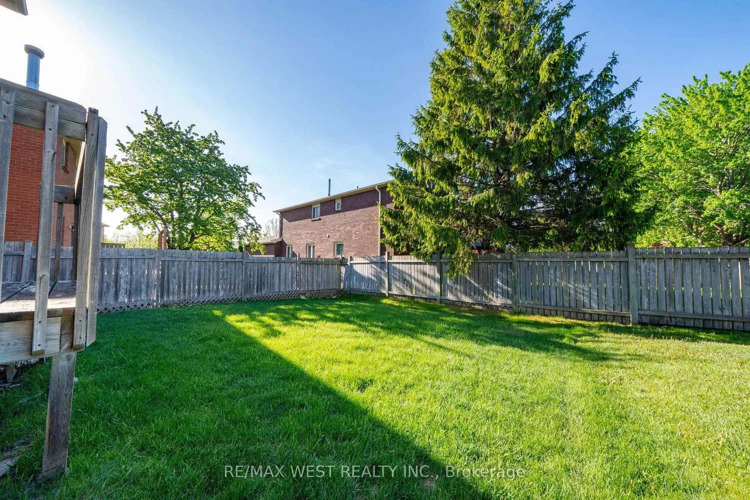 Additional image 12 of 242 Bernard Avenue