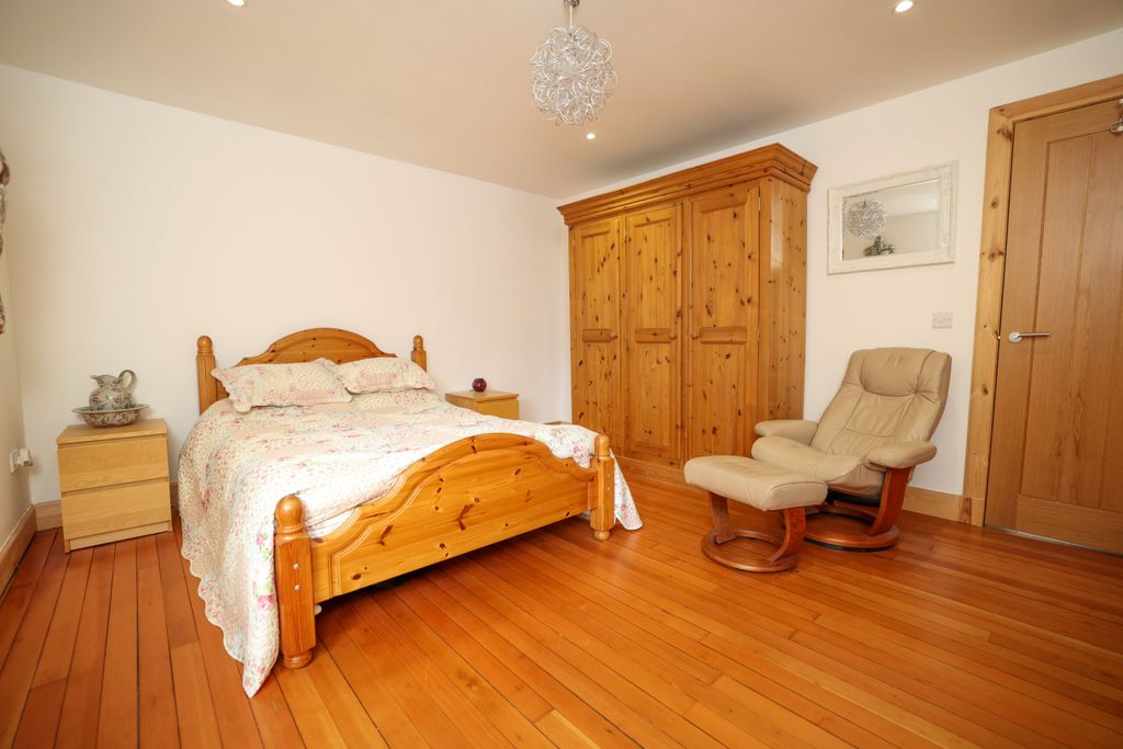 Additional image 20 of 3 bed detached house for saleHenrietta Street, Girvan KA26