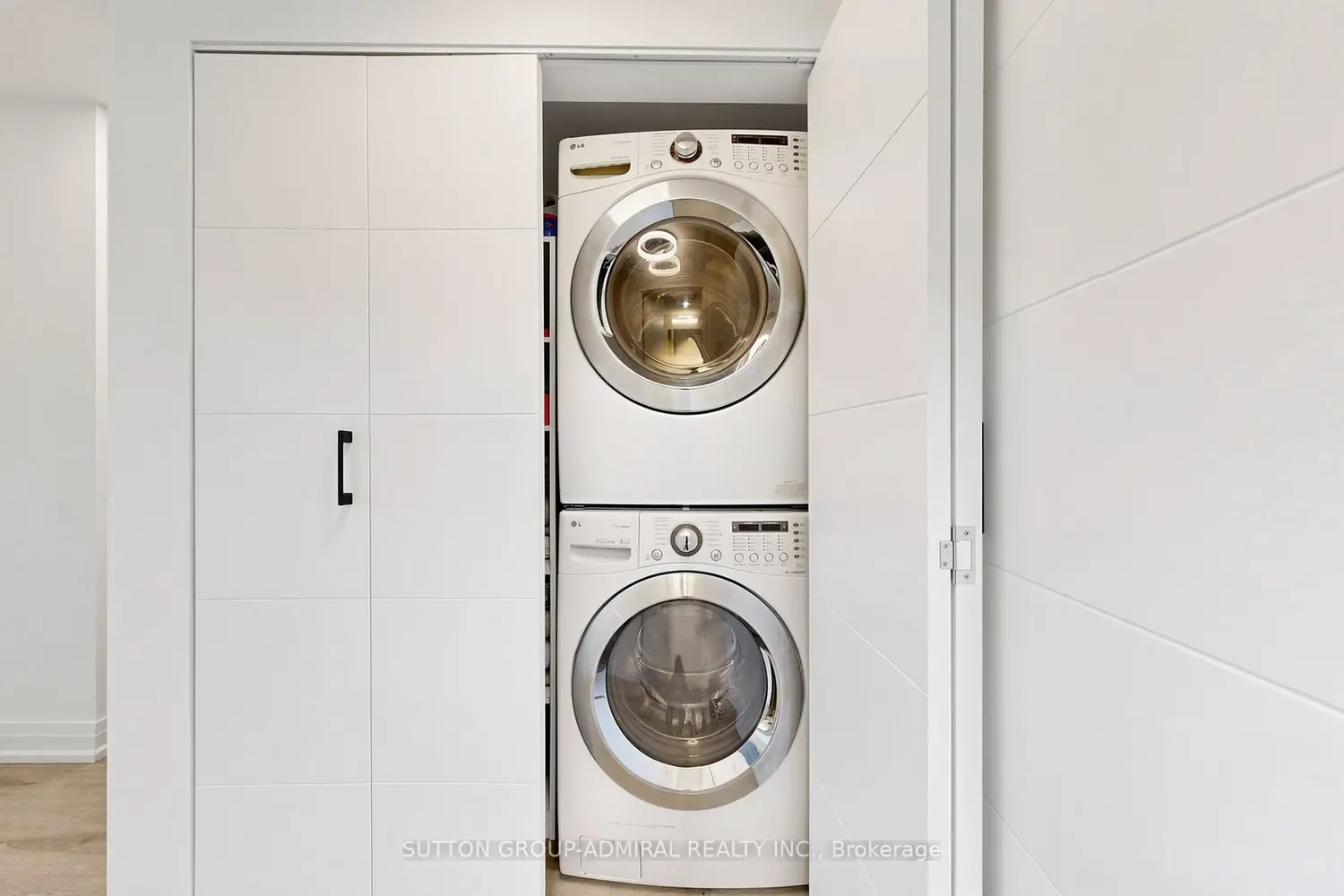 Additional image 14 of 8111 Yonge Street 1809