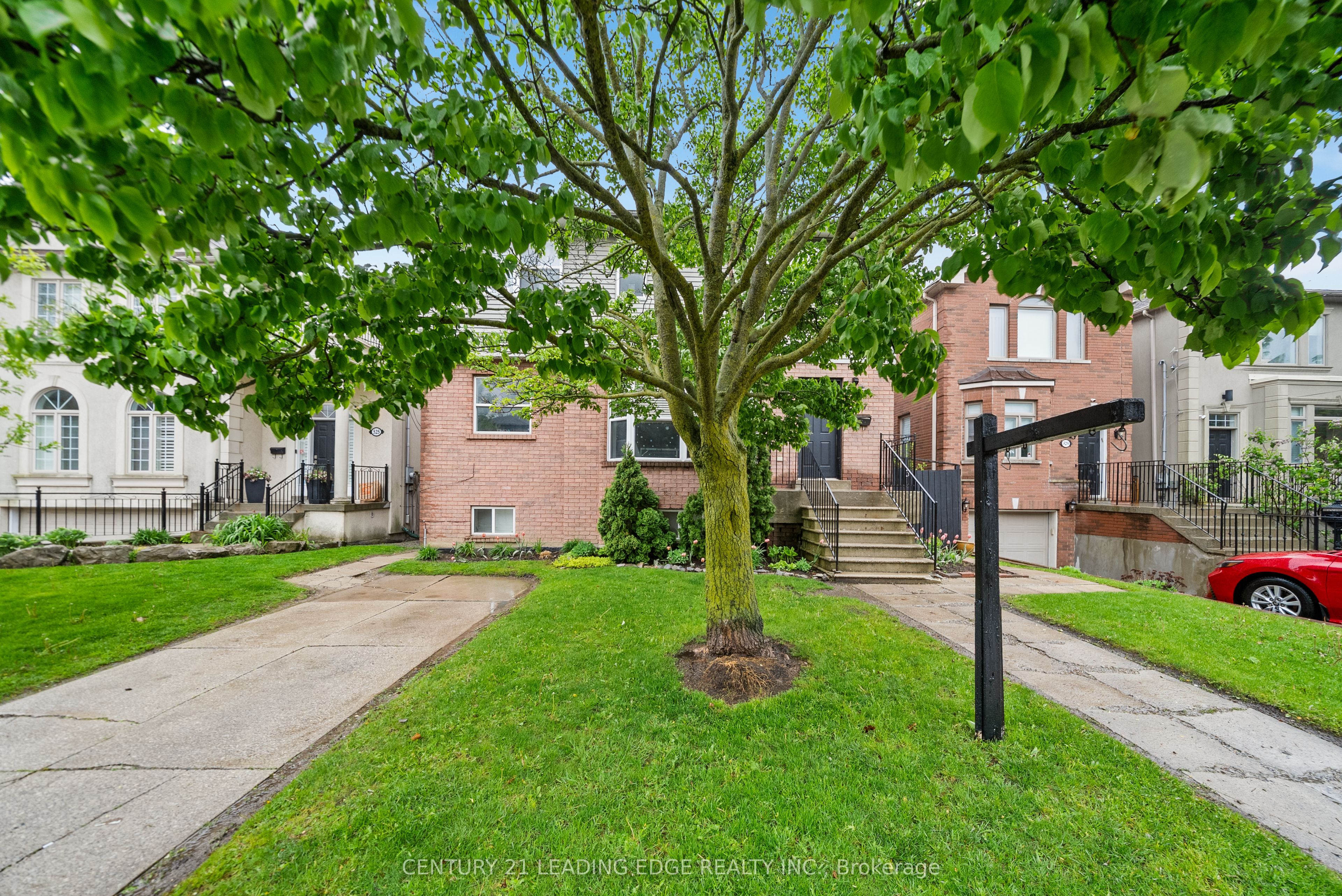 Additional image 2 of 527 Glengarry Avenue, Toronto, ON, M5M 1G2