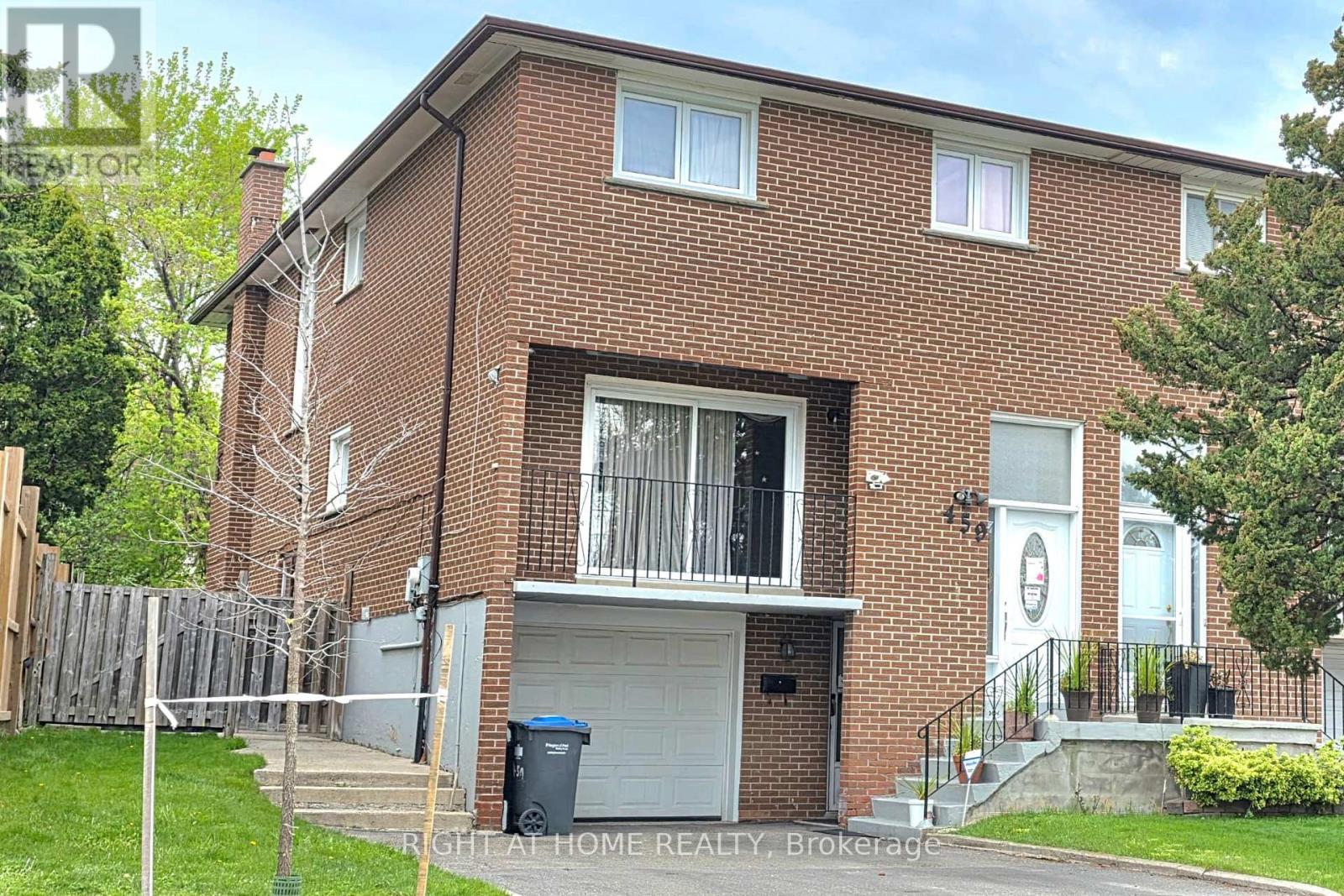 459 ARCHDEKIN DRIVE
