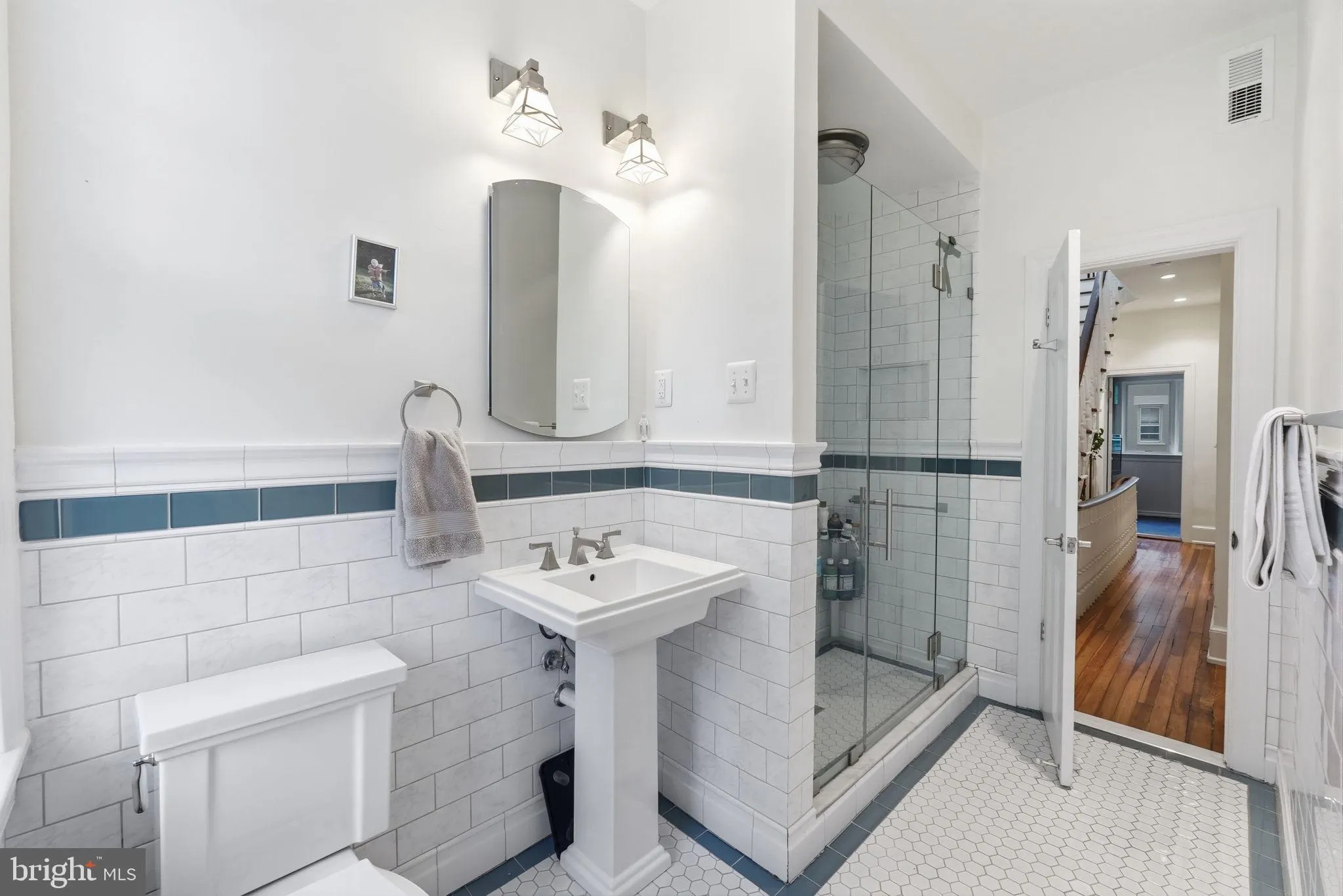 Additional image 96 of 319 C Street SE, Washington, DC 20003