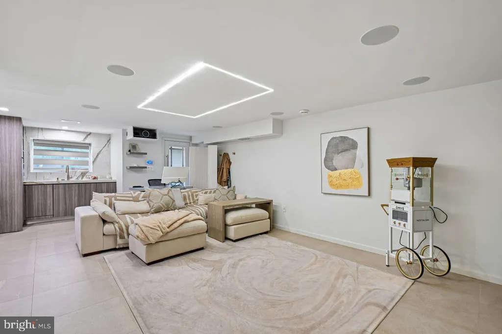 Additional image 6 of 20 Rhode Island Avenue NE Unit LOWER LEVEL Unit LOWER LEVE, Washington, DC 20002