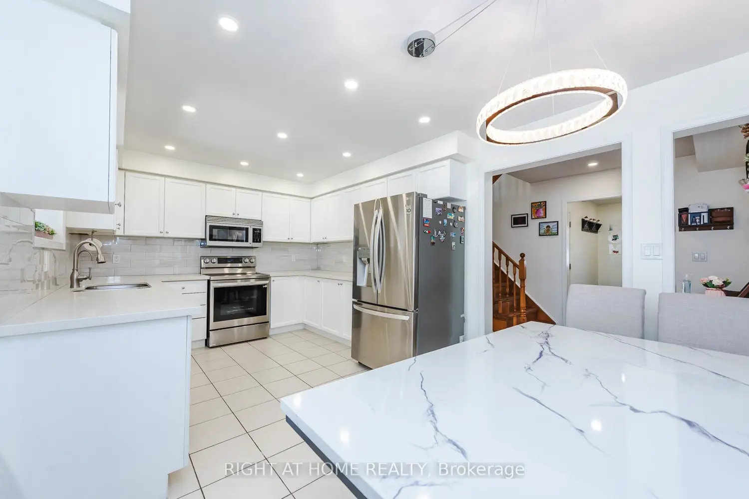 1268 Newell Street photo 4