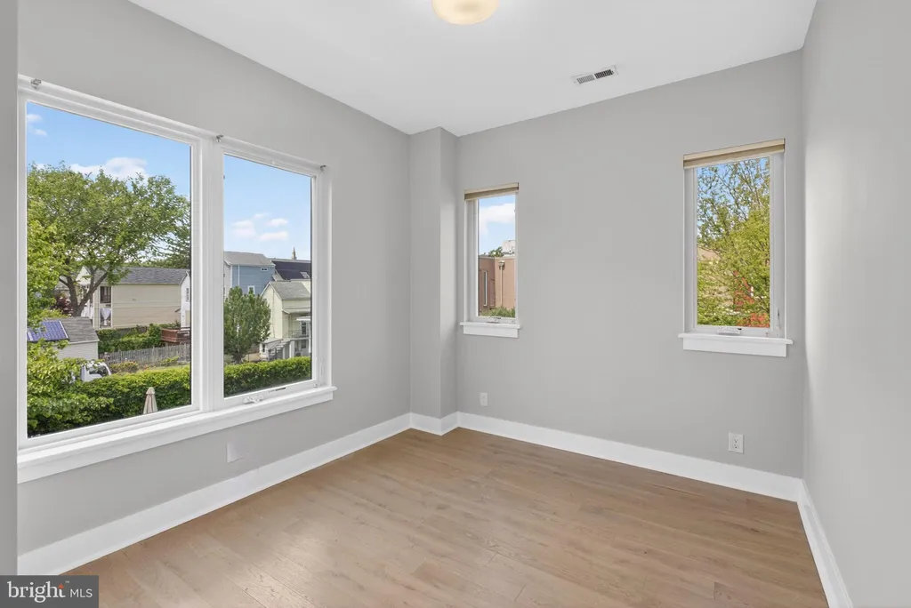 Additional image 13 of 3018 12th Street NE Unit 3, Washington, DC 20017
