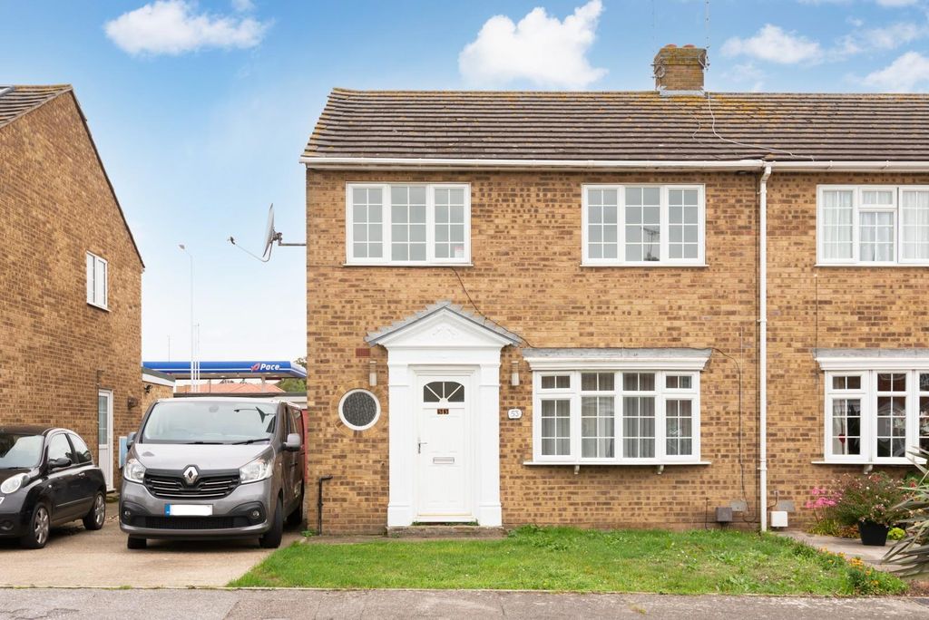 3 bed semi-detached house for saleWeatherly Drive, Broadstairs CT10