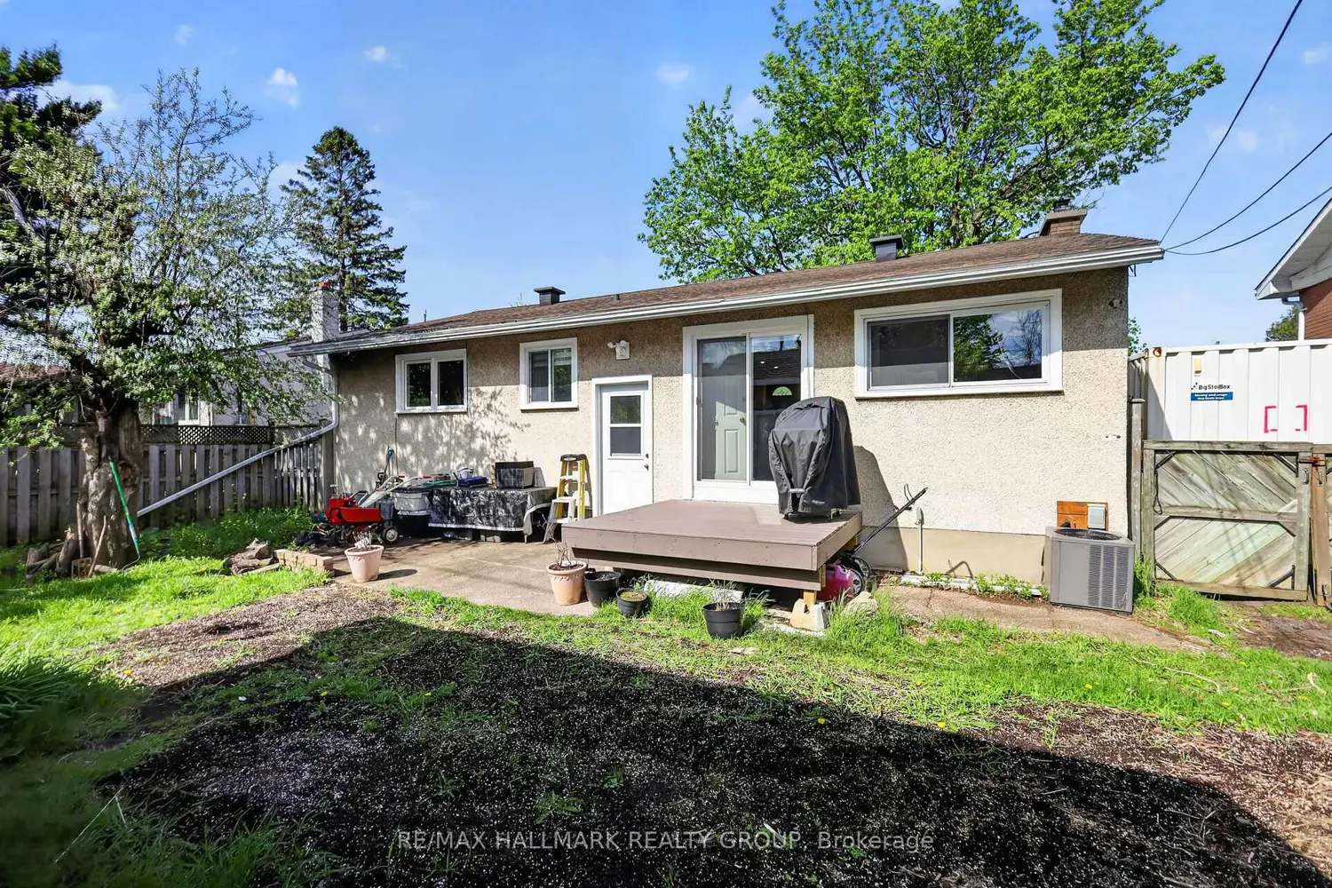 Additional image 17 of 1317 Avenue Q