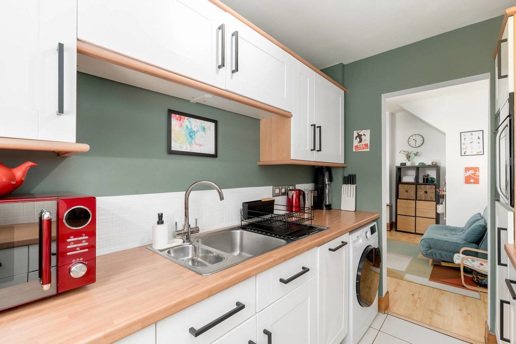 Additional image 7 of 2 bed flat for sale77/3 Kingsland Terrace, Rosetta Road, Peebles EH45