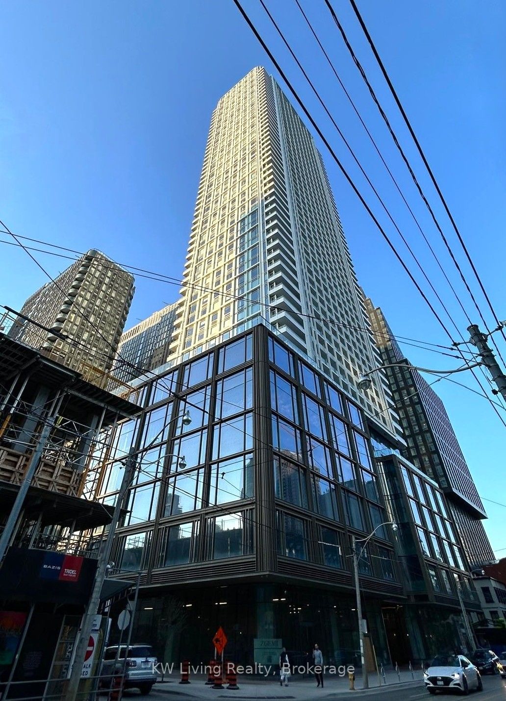 1209-88 Queen Street E, Toronto, ON, M5C 0B6