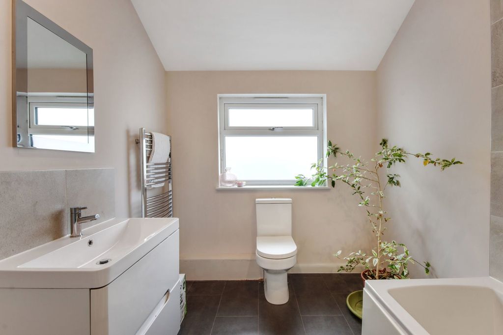 Additional image 25 of 4 bed detached house for saleNorwood Lane, Meopham, Gravesend, Kent DA13