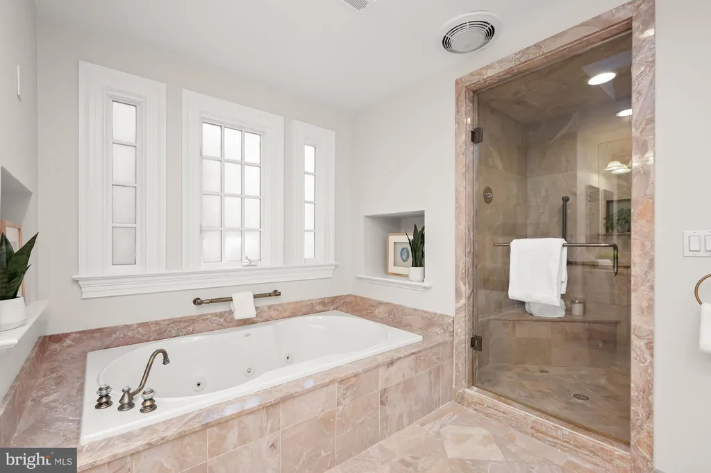 Additional image 22 of 2985 38th Street NW, Washington, DC 20016