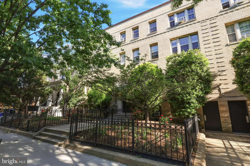 Additional image 16 of 1441 Euclid Street NW Unit 206, Washington, DC 20009