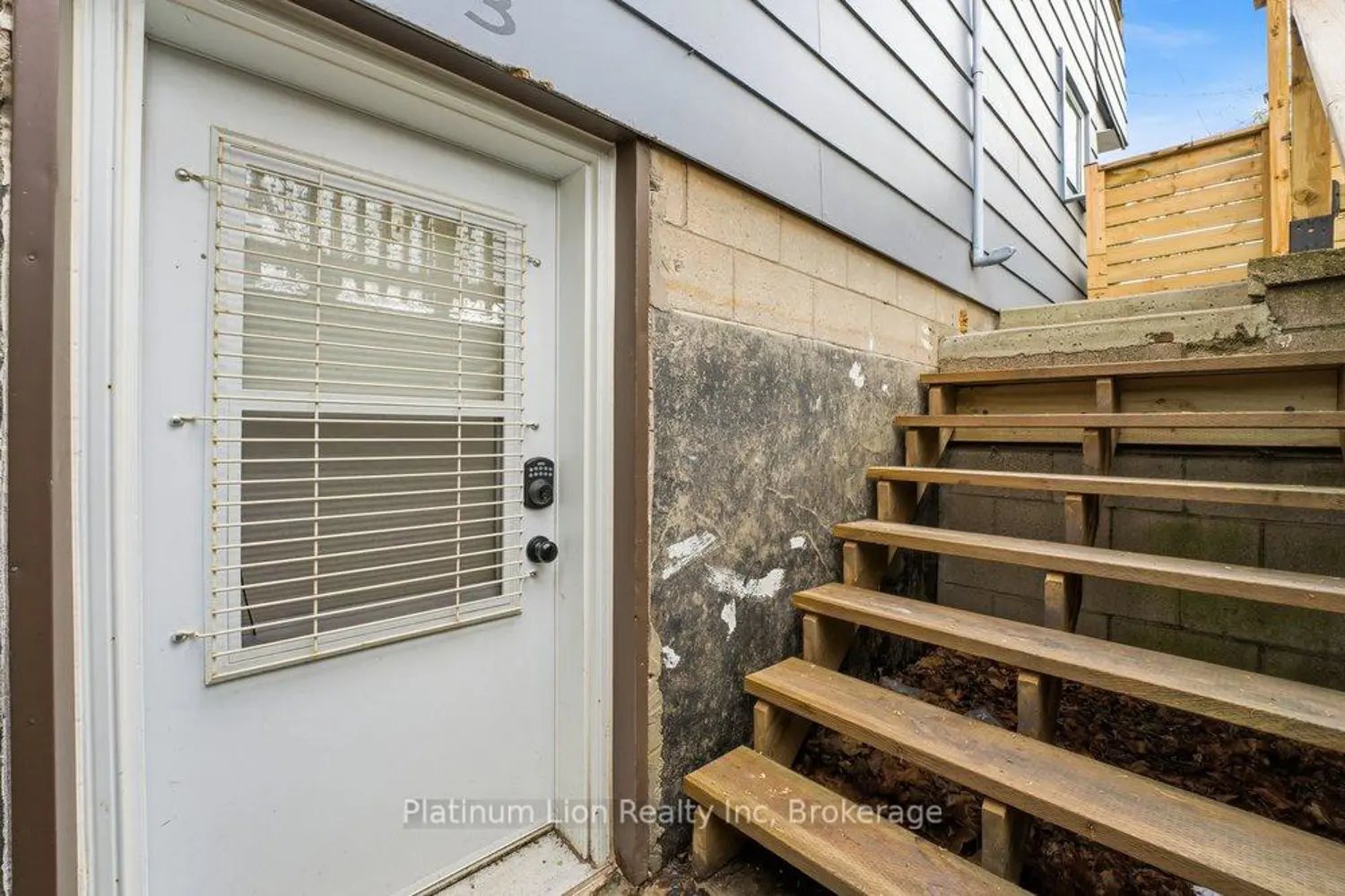 Additional image 10 of 773 Lawrence Road