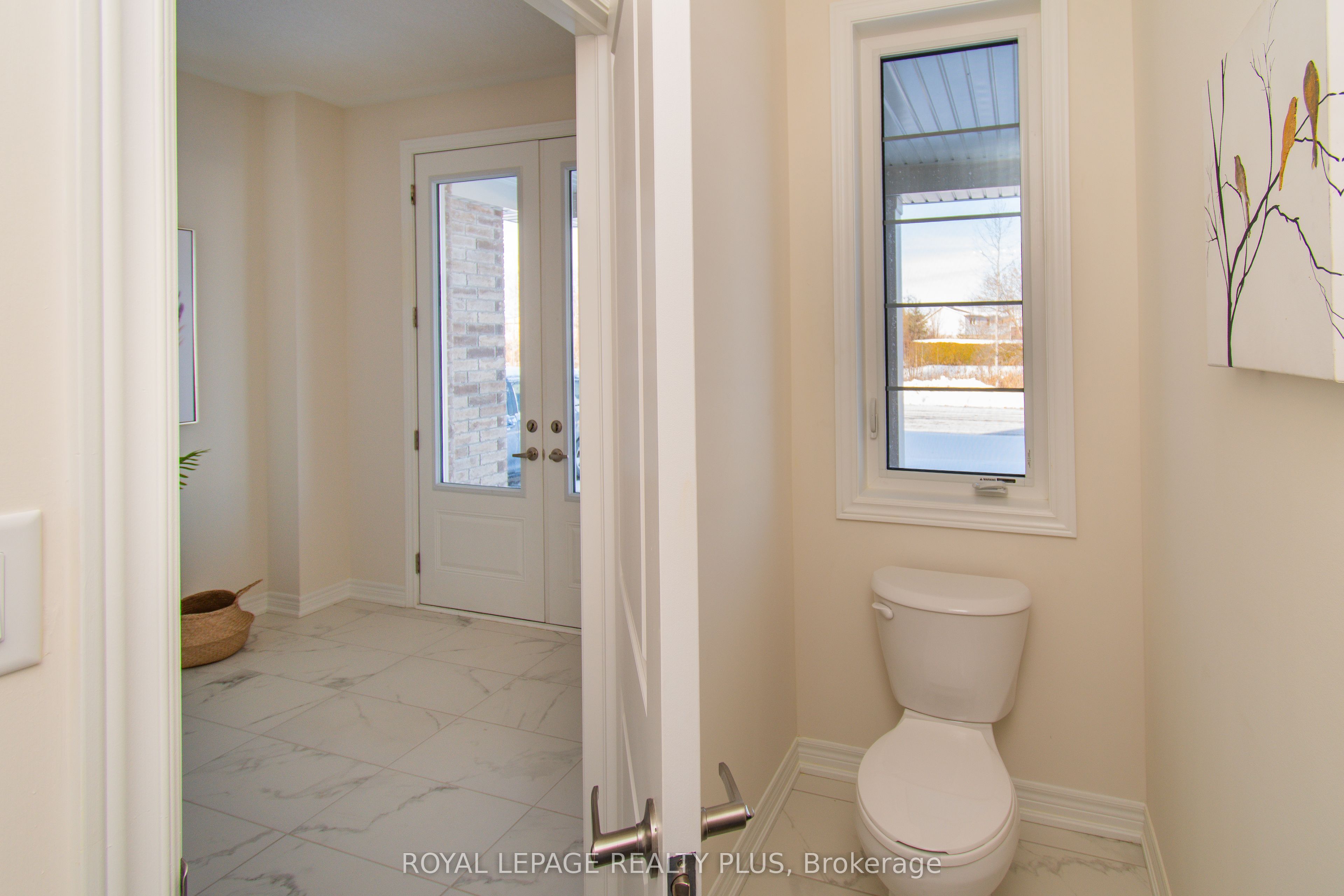 Additional image 2 of 147 Dovedale Drive, Georgina, ON, L4P 0S6