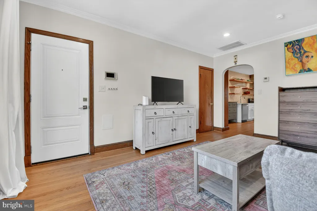 Additional image 5 of 4004 8th Street NE Unit 4, Washington, DC 20017