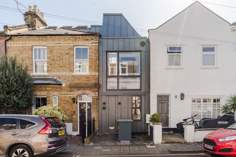 Wadham Road, London SW15