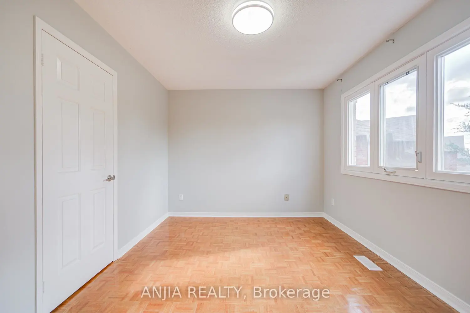 Additional image 16 of 90 Olivewood Drive