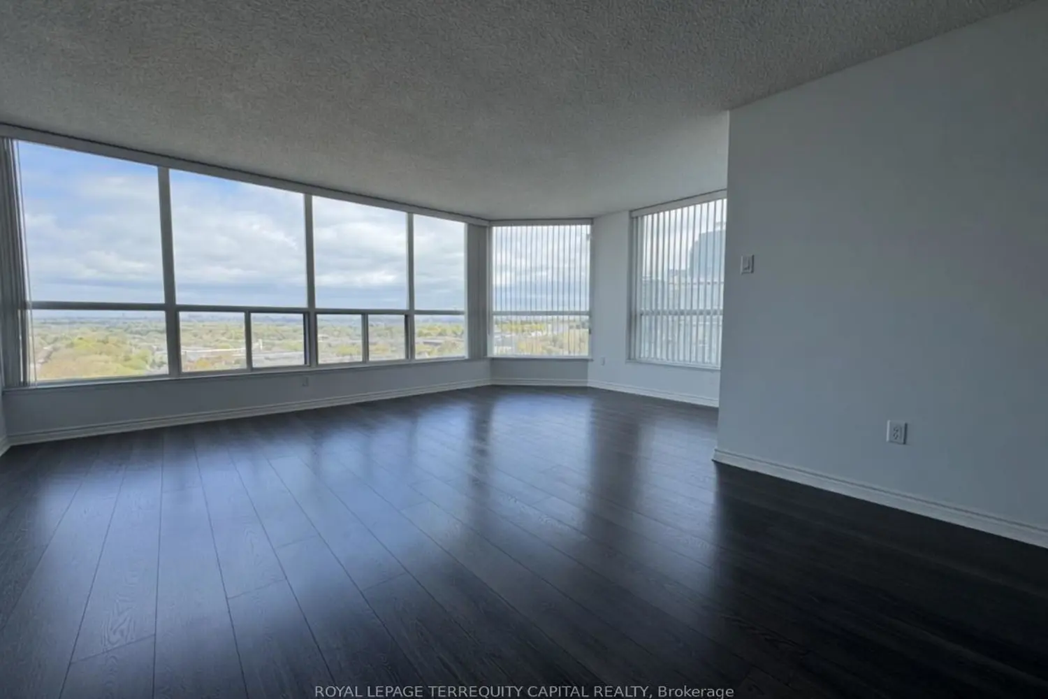 Additional image 4 of 7300 Yonge Street 1407