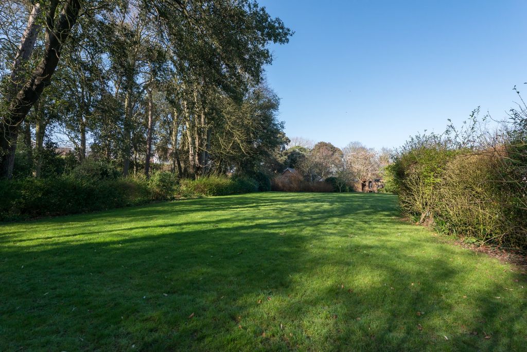 Additional image 20 of 5 bed semi-detached house for saleHull Place, Sholden, Deal, Kent CT14