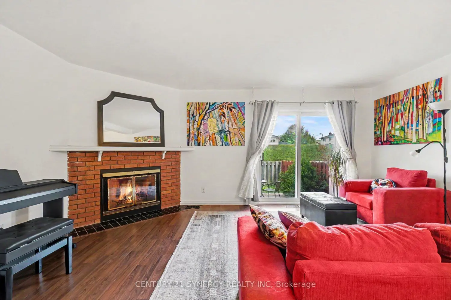 373 Monica Crescent photo 5