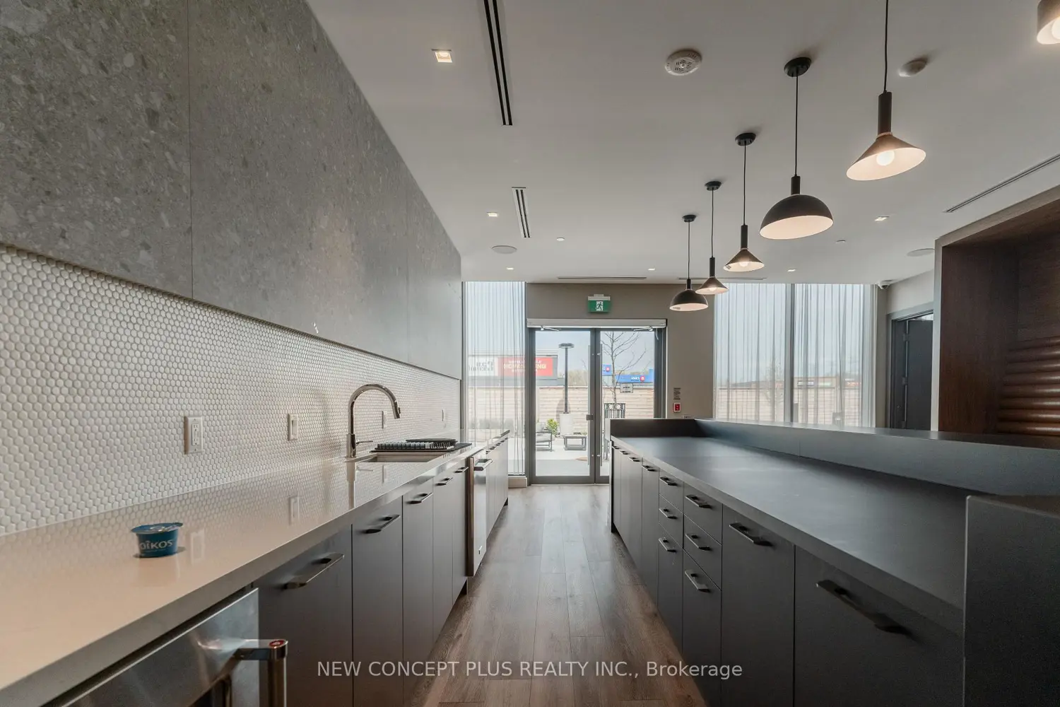 Additional image 17 of 2545 Simcoe Street 835