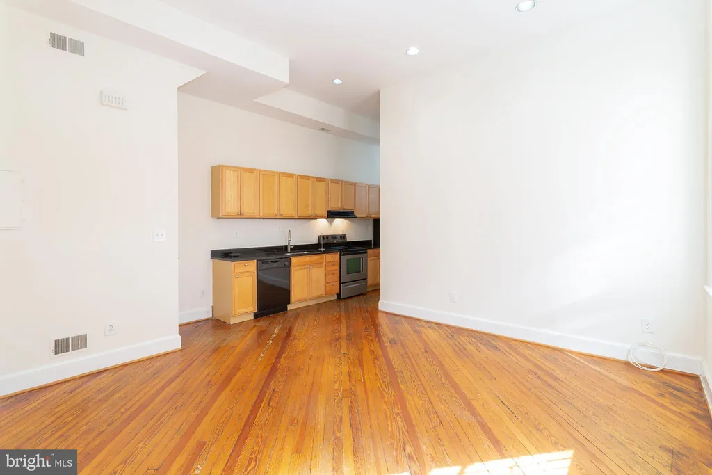 Additional image 23 of 1213 12th St NW Unit A, Washington, DC 20005