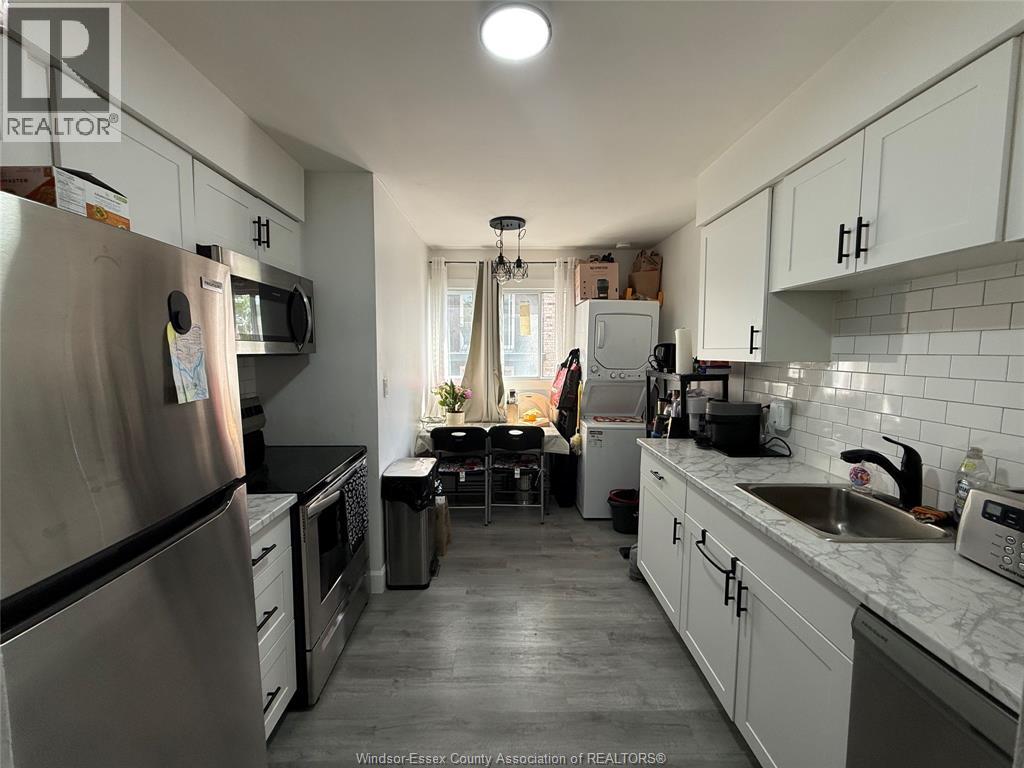 10-3150 Peter Street, Windsor, ON, N9C1H3