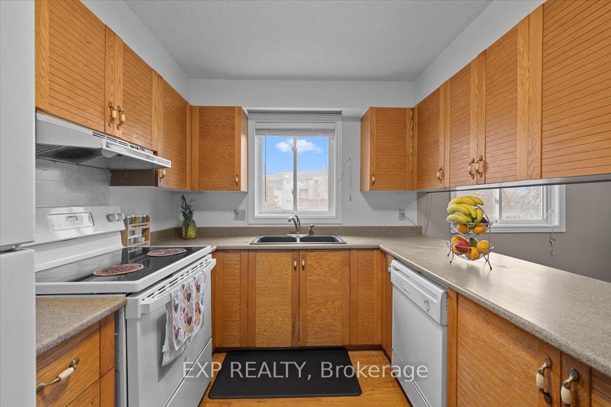 Additional image 6 of 140 Castlegreen Private, Ottawa, ON, K1T 3N2