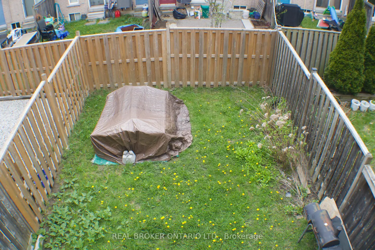 Additional image 18 of 34 Axelrod Avenue