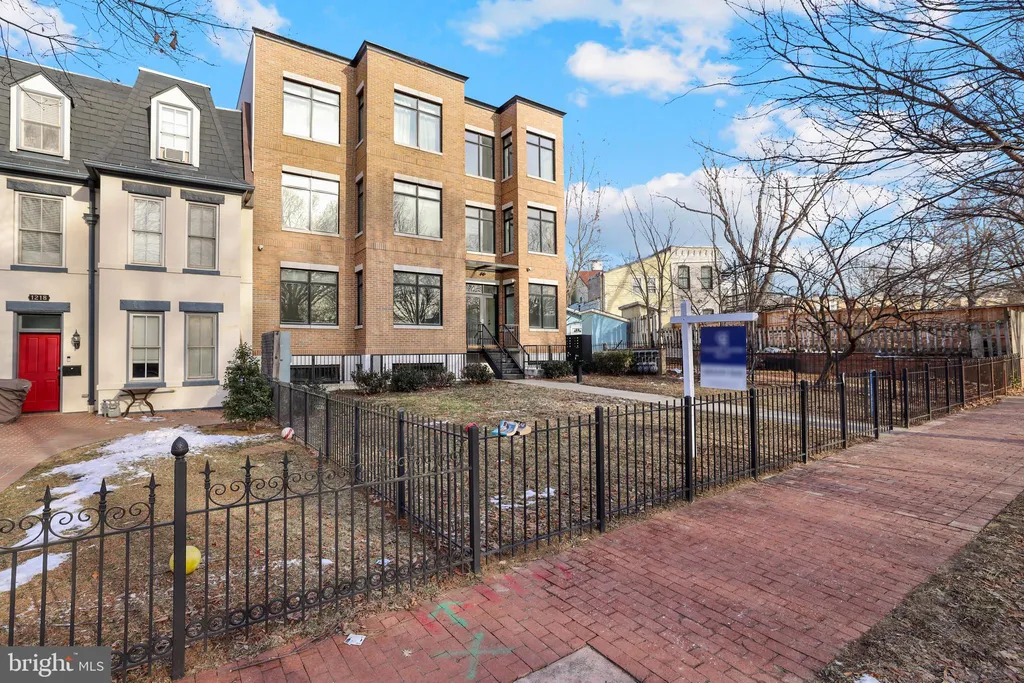 Additional image 25 of 1220 Potomac Avenue SE Unit 3, Washington, DC 20003