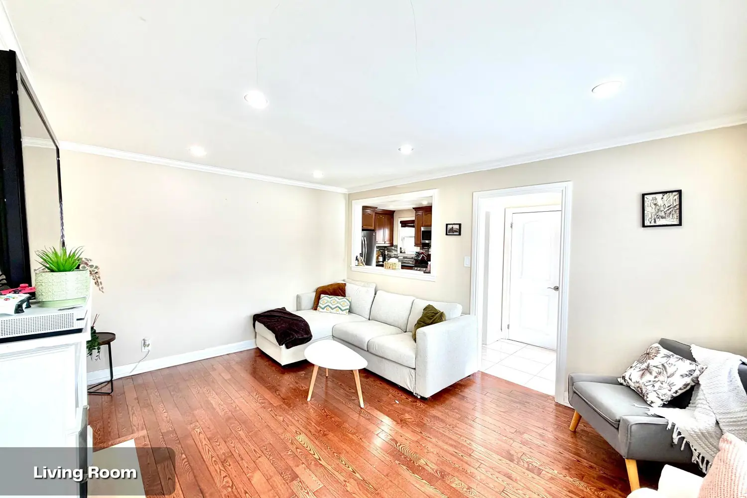 Additional image 6 of 67 Highland Avenue
