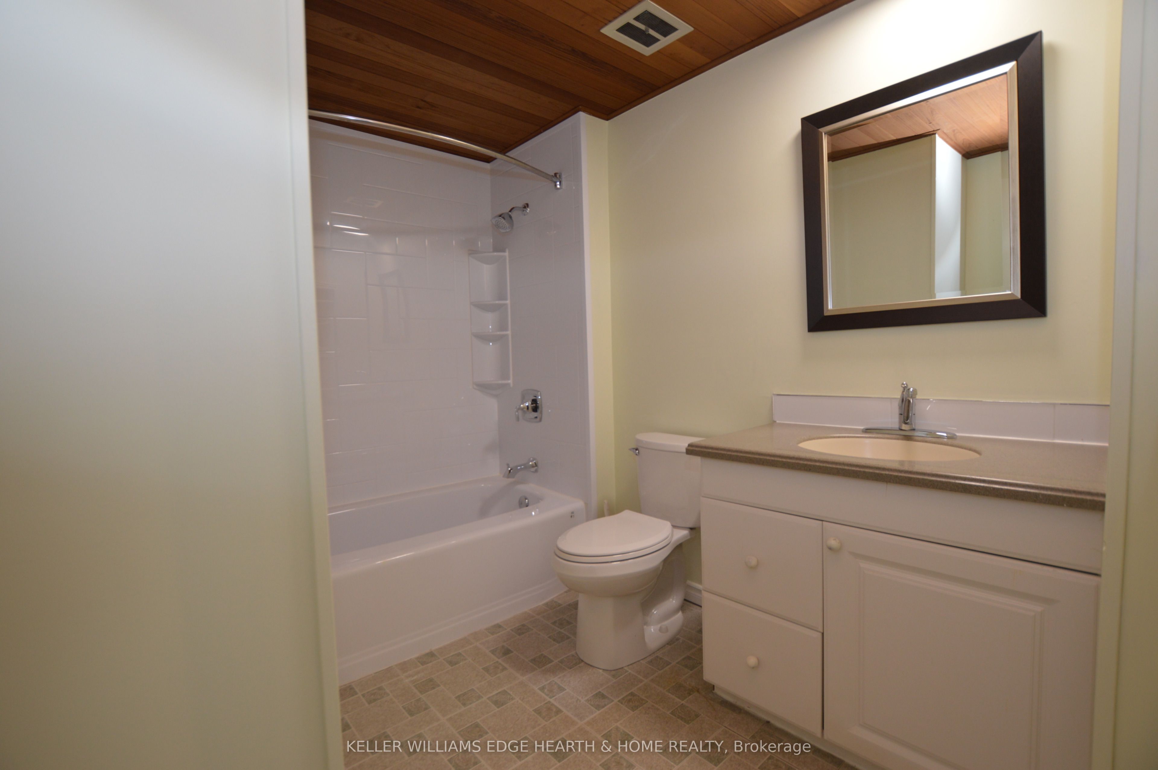 Additional image 5 of 2-977 Francis Road, Burlington, ON, L7T 3Z1