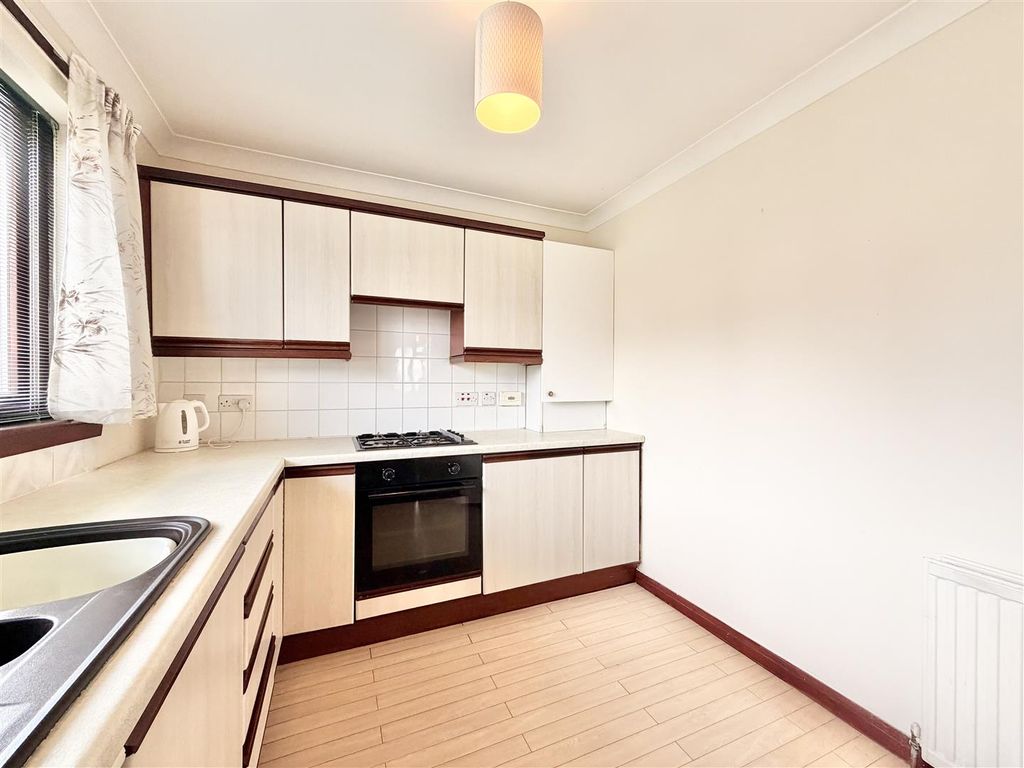 Additional image 5 of 2 bed flat for salePortland Place, Hamilton ML3