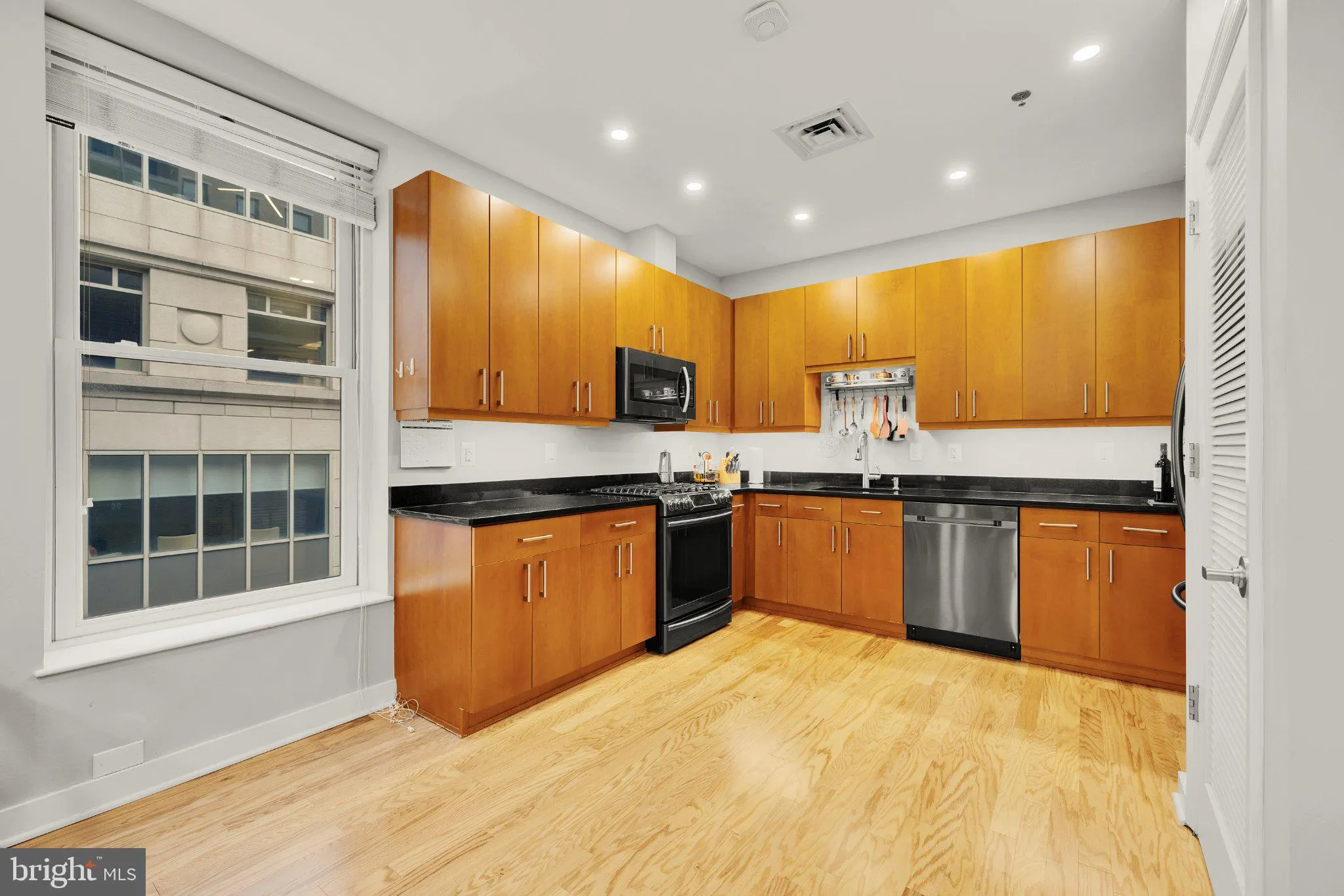 Additional image 44 of 675 E St NW Unit 350, Washington, DC 20004