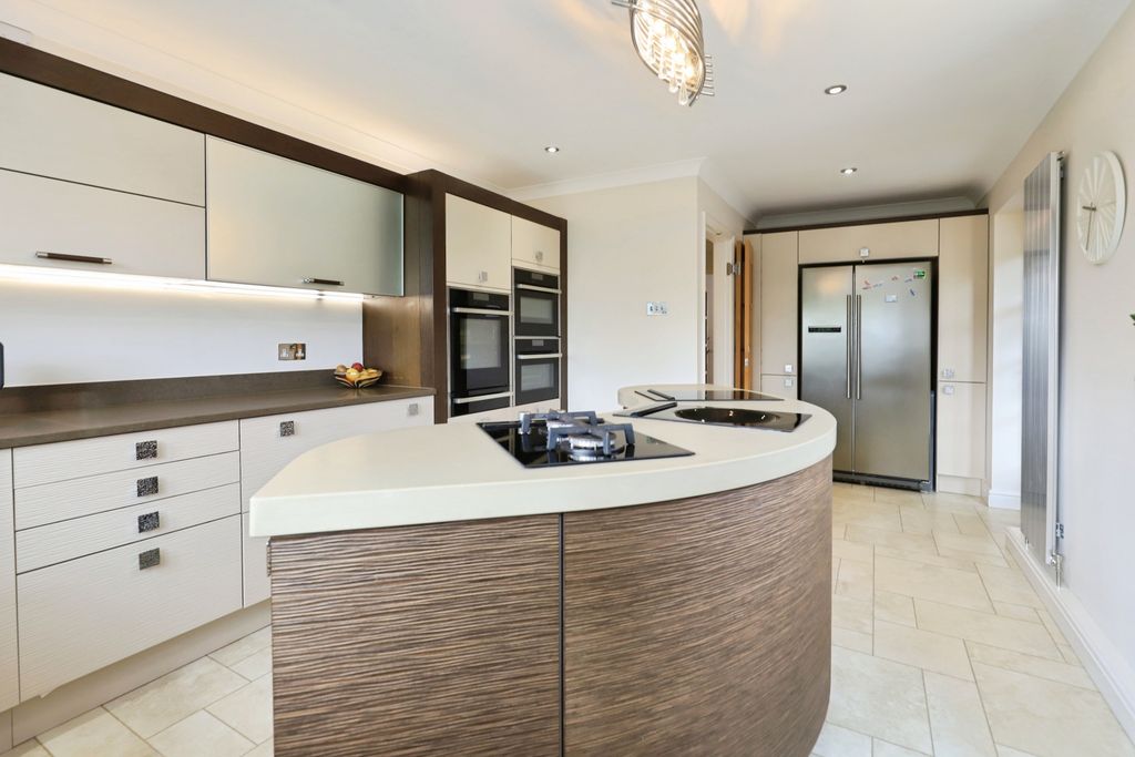 Additional image 2 of 4 bed detached house for saleThe Millpool, Wolverhampton WV5