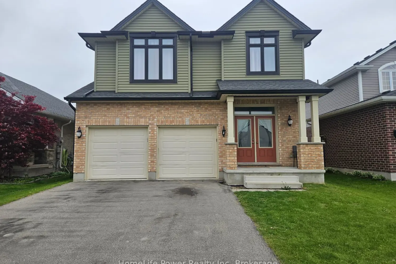 32 Ashberry Place