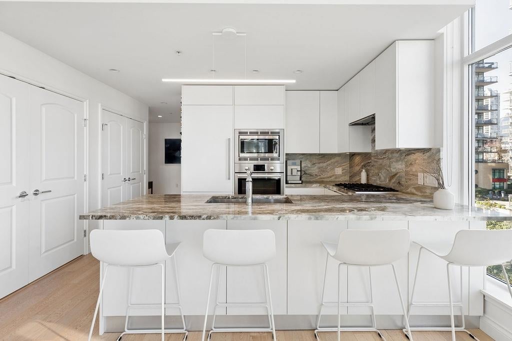 409-185 Victory Ship Way, North Vancouver, BC, V7L 0G2