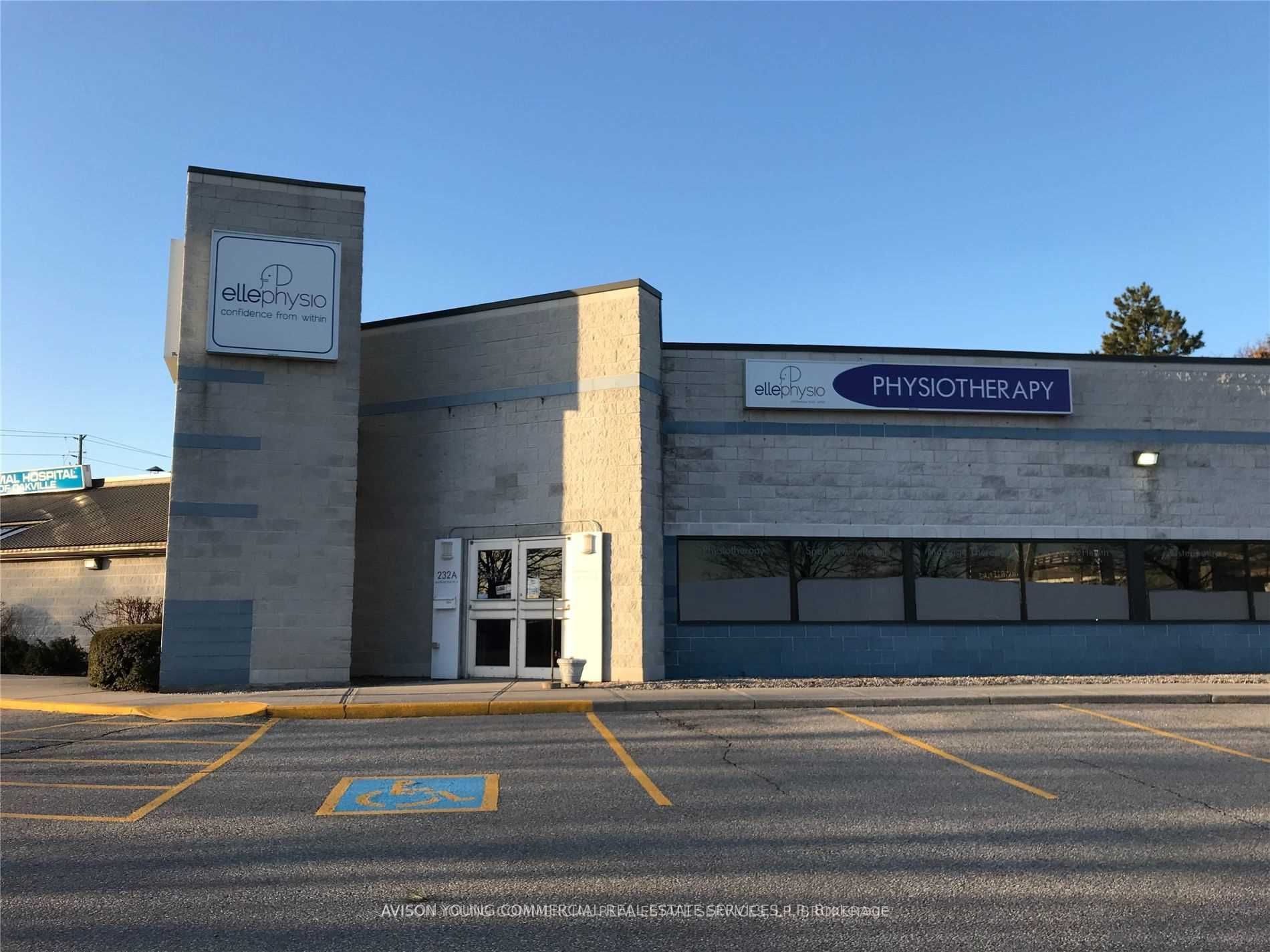 232 South Service Road E, Oakville, ON, L6J 2X5