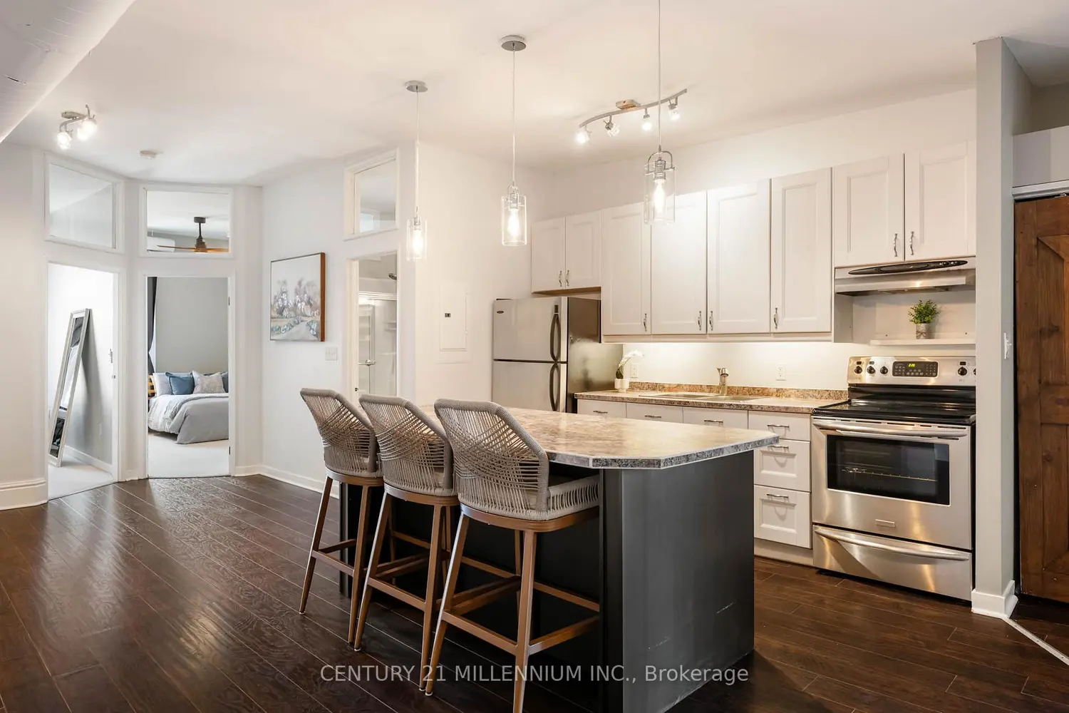 Additional image 13 of 166 Broadway Avenue 5