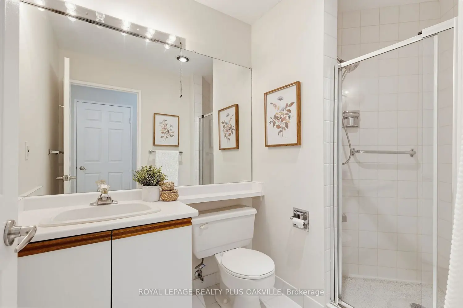 Additional image 15 of 2511 Lakeshore Road 311