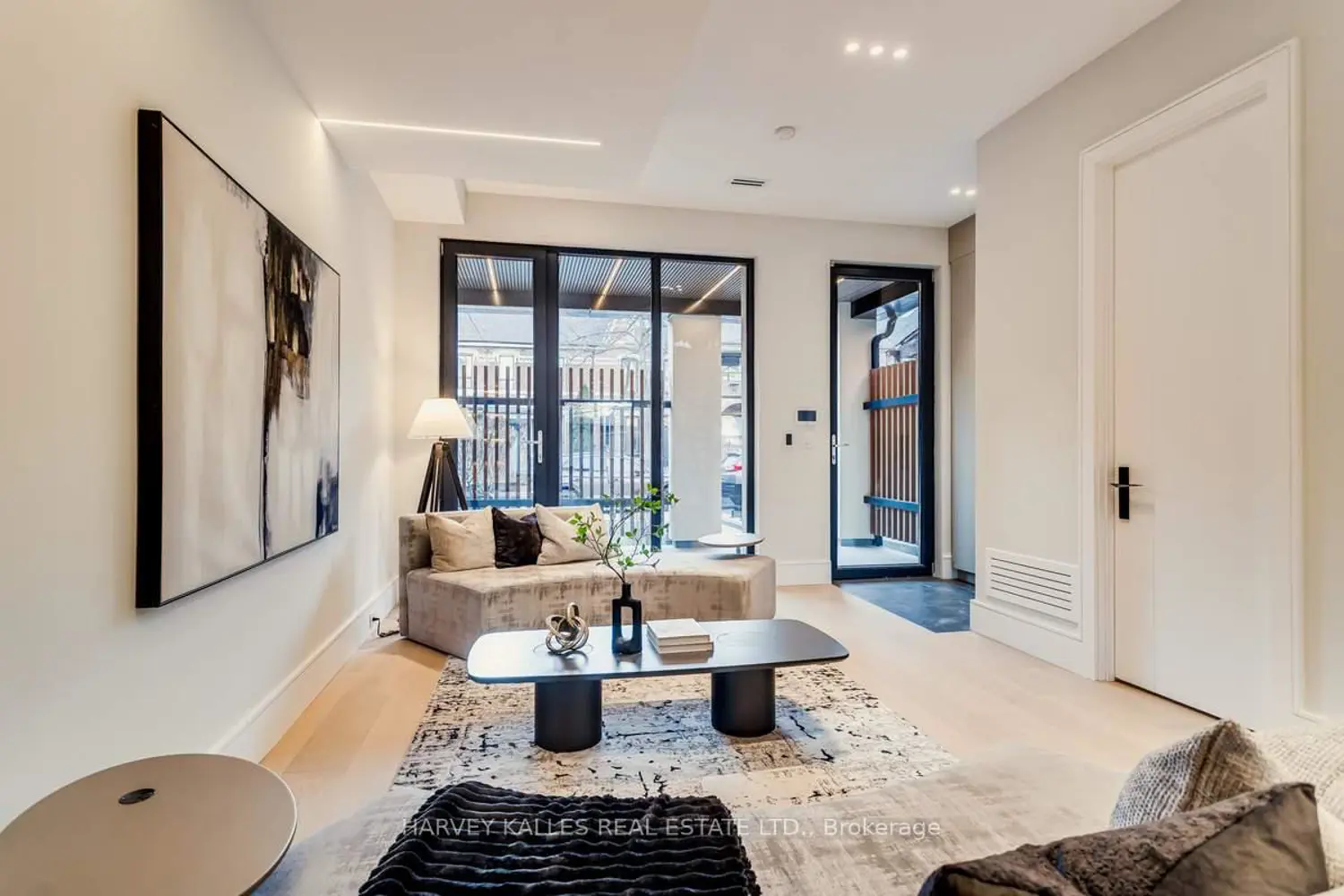 179 Palmerston Avenue photo 4