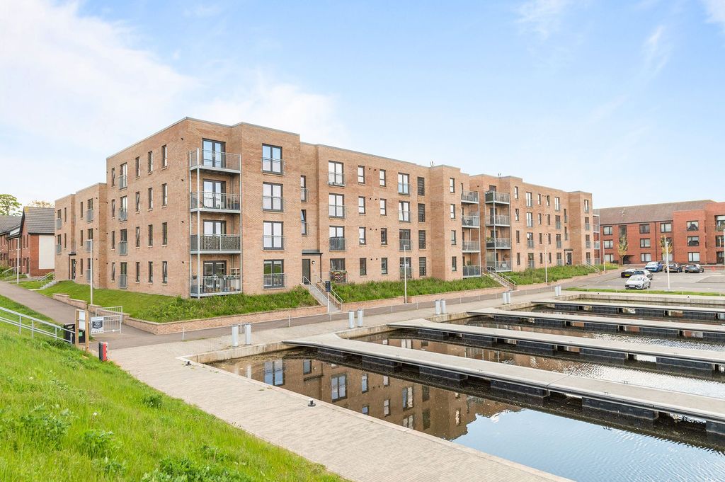 2 bed flat for saleCanal View, Winchburgh EH52
