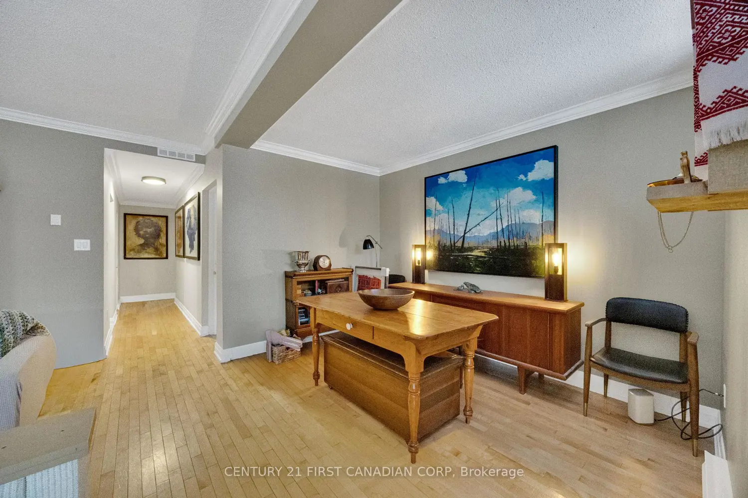Additional image 12 of 275 Queens Avenue 202
