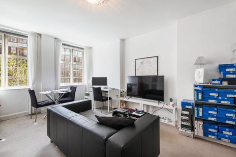 Mortimer Court, Abbey Road NW8, Property to rent