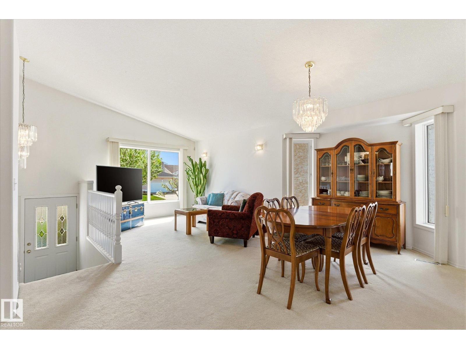 Additional image 6 of 8604 157 Avenue NW, Edmonton, AB, T5Z3B3