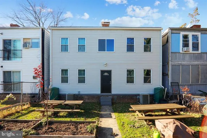 Additional image 39 of 3915 9th Street NE Unit 3, Washington, DC 20017