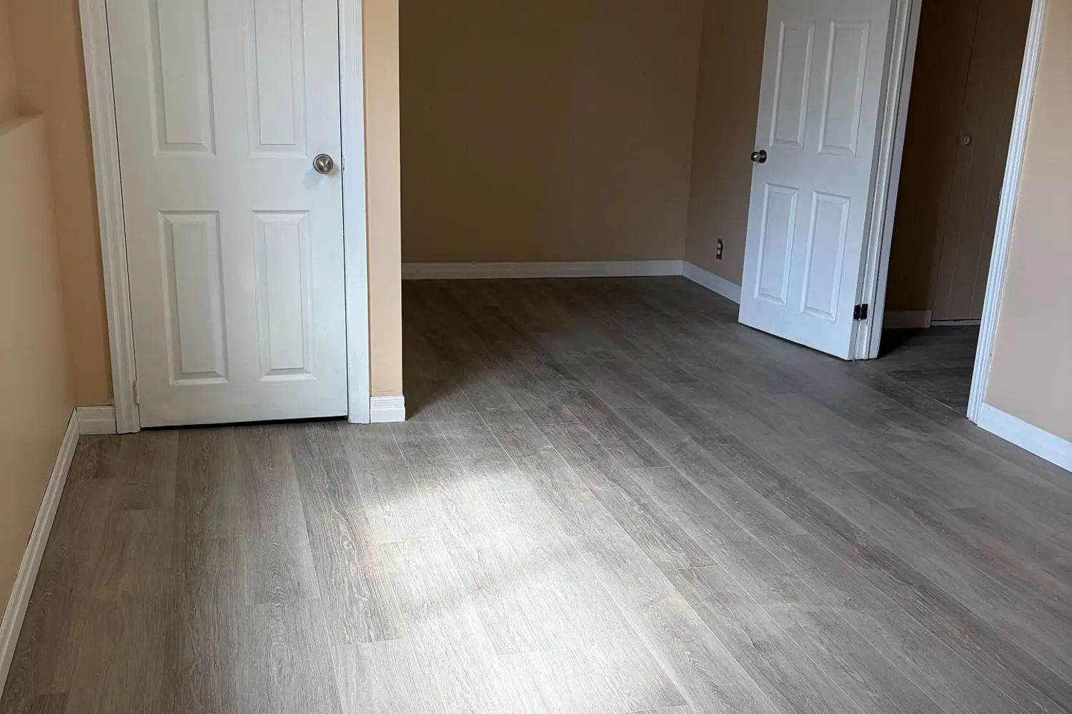 Additional image 16 of 1548 Dale Street